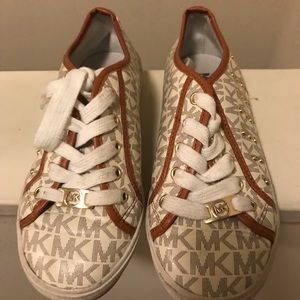 Little girl Micheal Kors Tennis Shoes